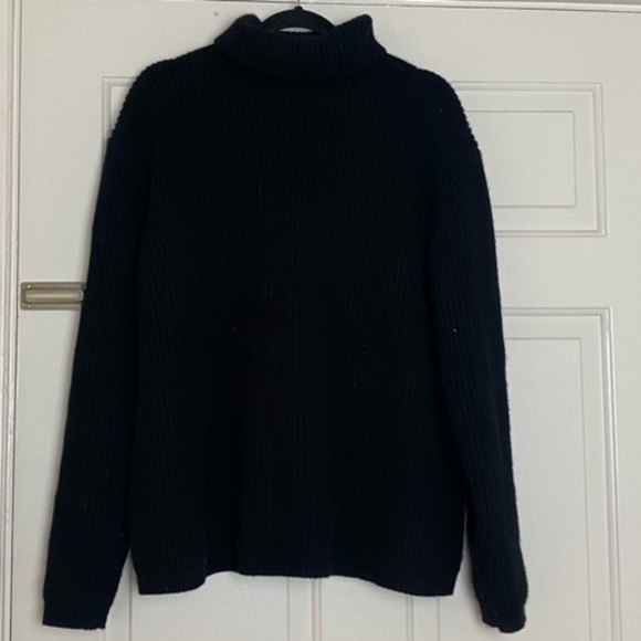 Jenni Kayne Cashmere Turtleneck Sweater Black Size Large/Medium Like New! HP🥳 - Picture 4 of 13